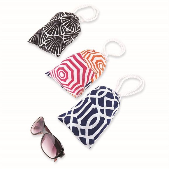 Tunic Totable Cover Up Umbrella Print - Picture 2 of 3